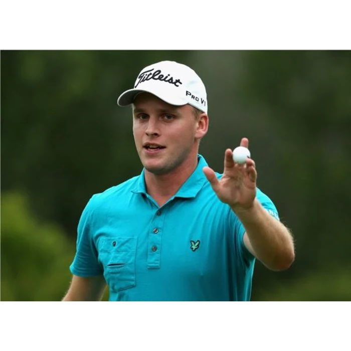 Morten Ørum Madsen signerede golfsko